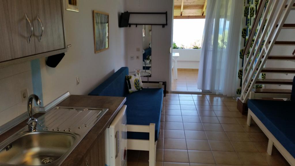 Amparoudes Daire Kriopigi Oda fotoğraf