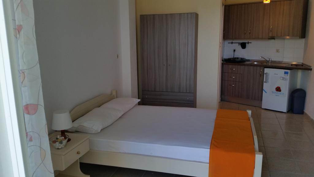 Amparoudes Daire Kriopigi Oda fotoğraf